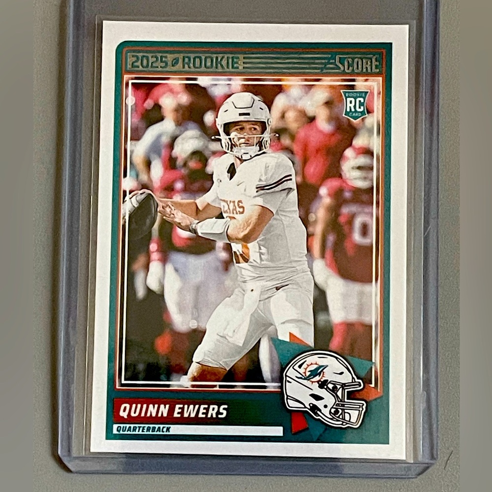 2025 Panini Score Rookie Card - Quinn Ewers
